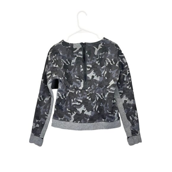 NIKE Womens Sz S Tech Fleece Camo Sweatshirt Pullover Crewneck Grey‎ Long sleeve - Picture 4 of 10